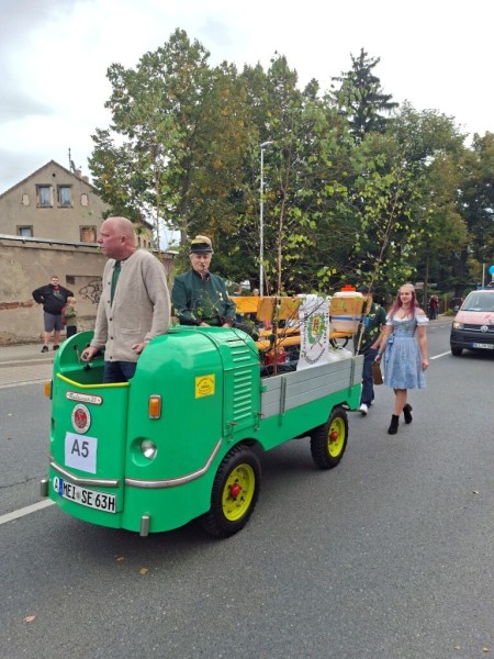 2026-09-20-Weinfestumzug-02