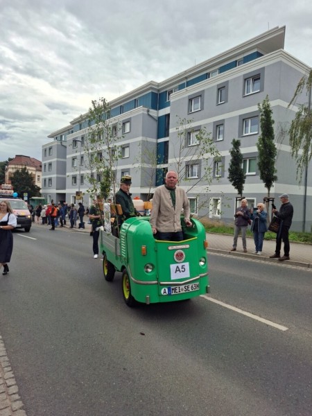 2026-09-20-Weinfestumzug-04