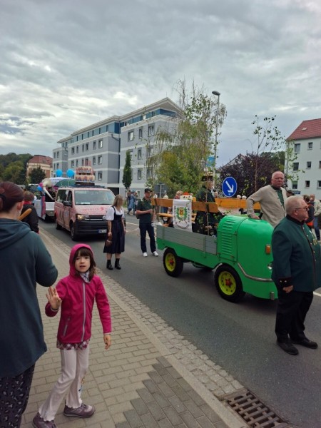 2026-09-20-Weinfestumzug-05