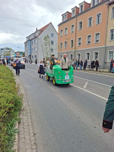 2026-09-20-Weinfestumzug-06